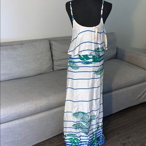 NWT Bikiny Society Maxi Dress. Small